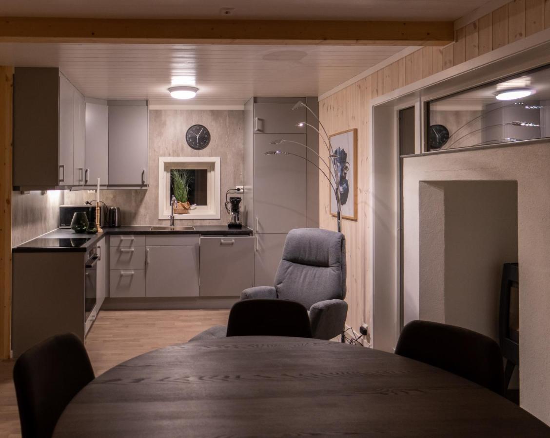 Lofoten Rorbuutleie - Lilleeidet Gravdal  Ngoại thất bức ảnh